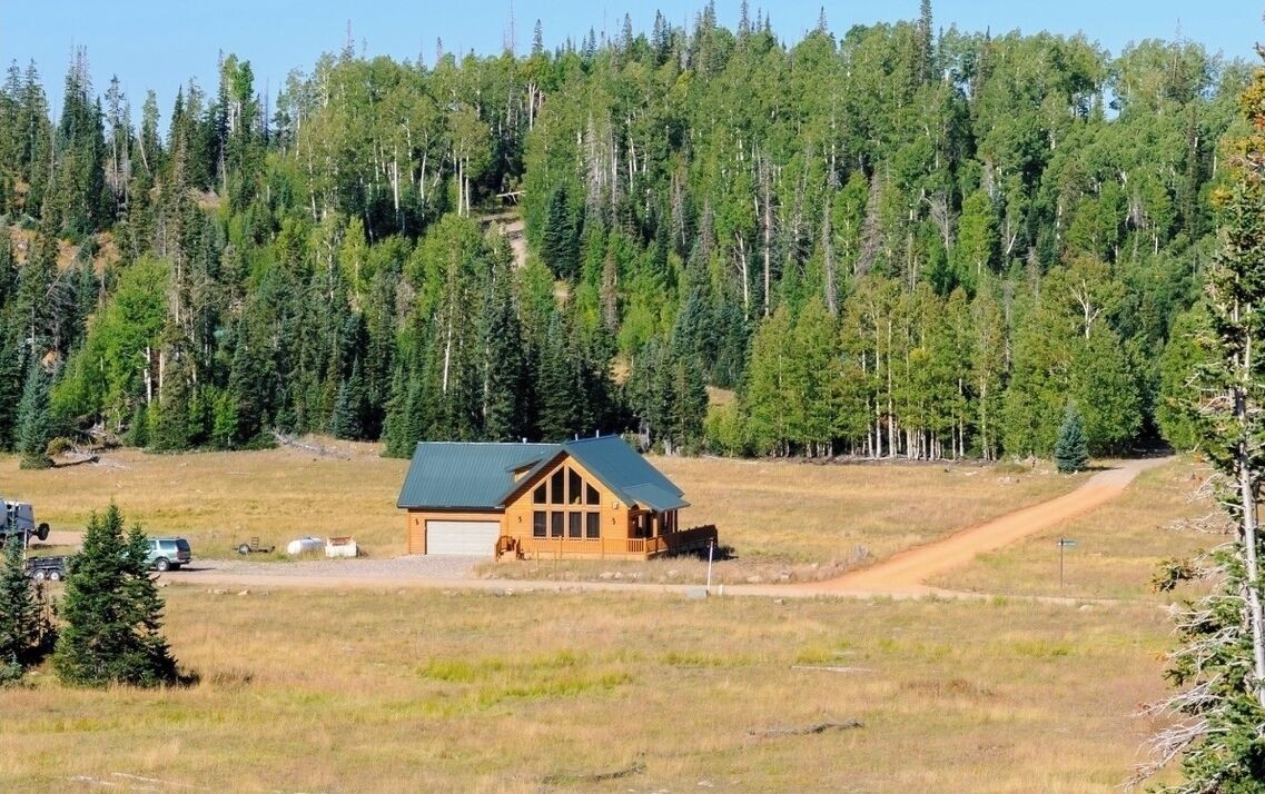 The Ski Ranch at Lazy Duck Cottages